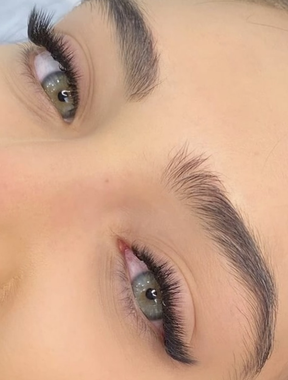 Rehaussement & teinture de cils